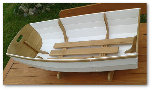 boat shaped cradle